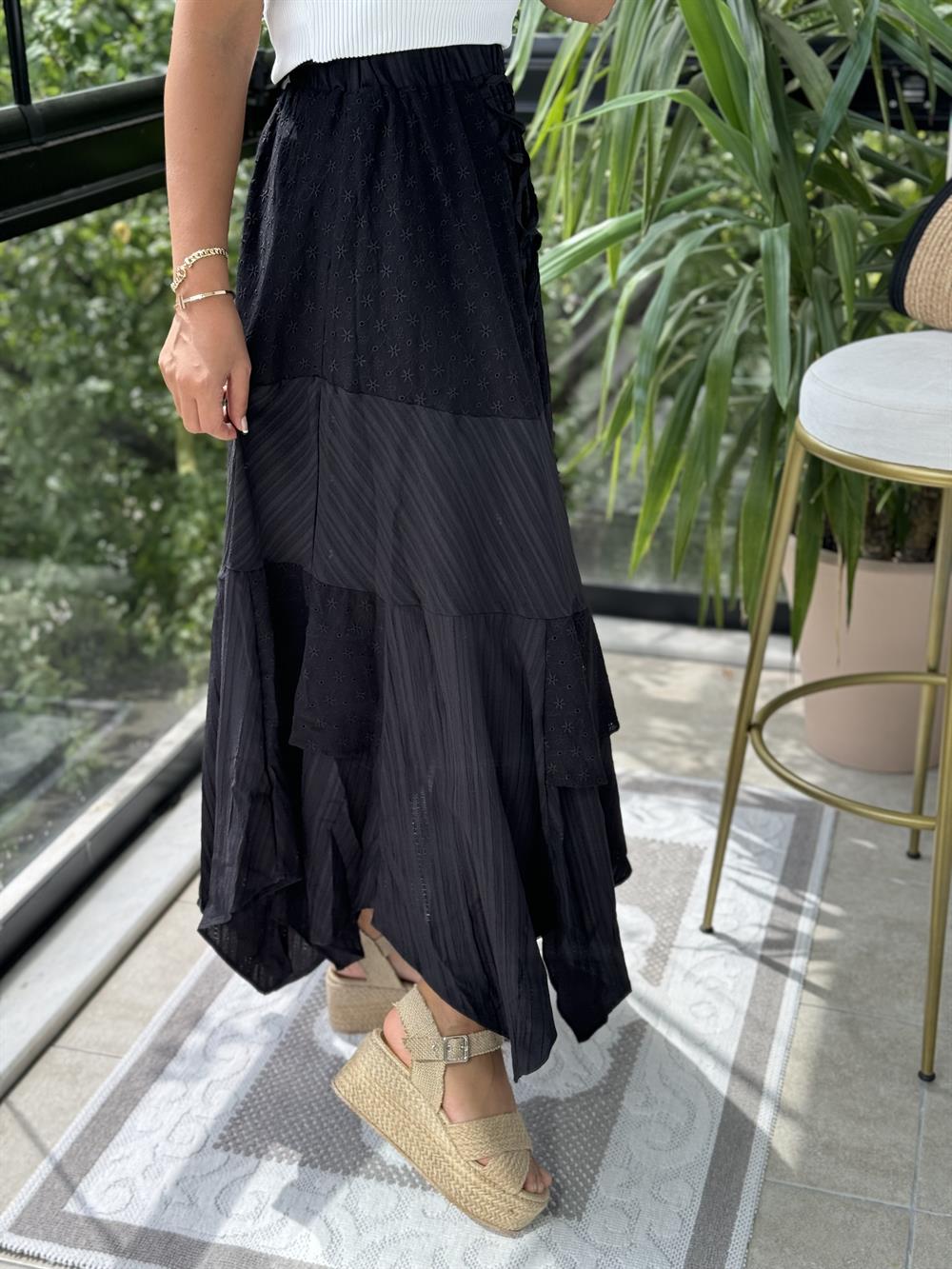 Brode Parçalı Etek Siyah