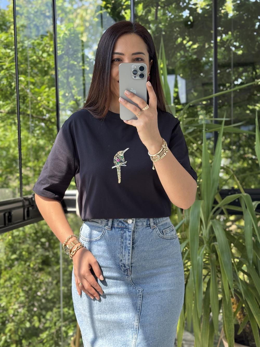 Bymn Kuş Detaylı Taşlı Tişört Siyah