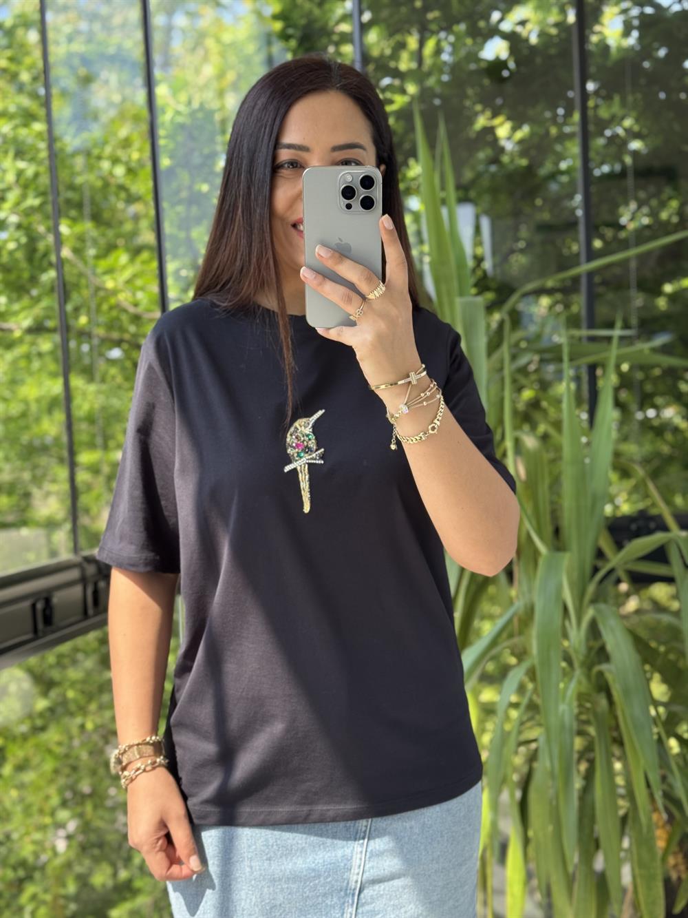 Bymn Kuş Detaylı Taşlı Tişört Siyah