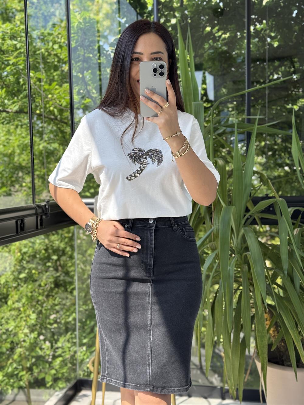 Bymn Palmiye Detaylı Taşlı Tişört Beyaz