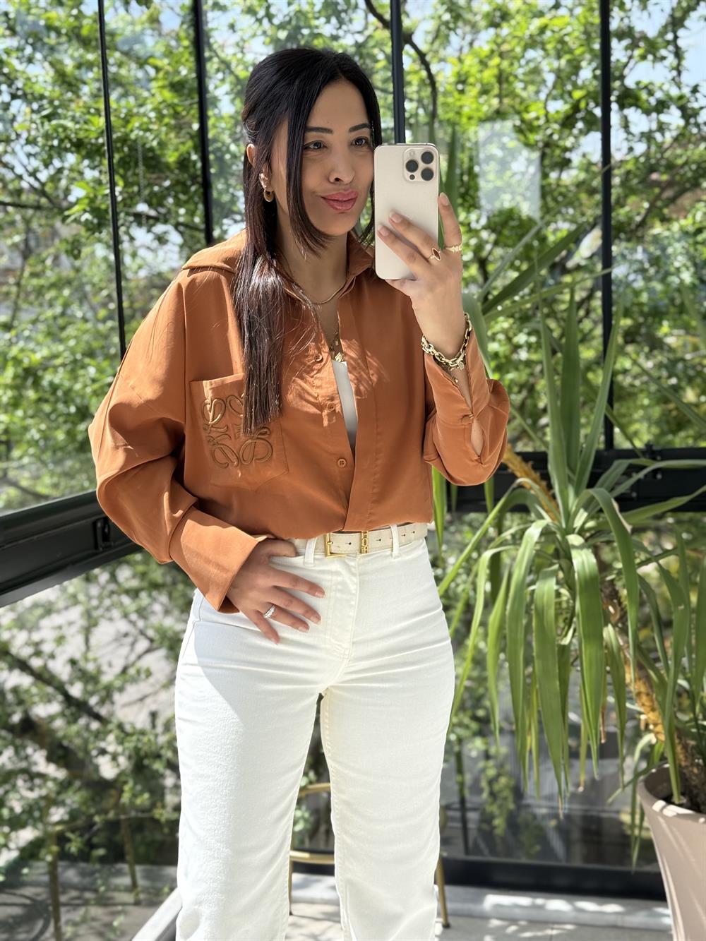 Cebi Nakışlı Gömlek Taba