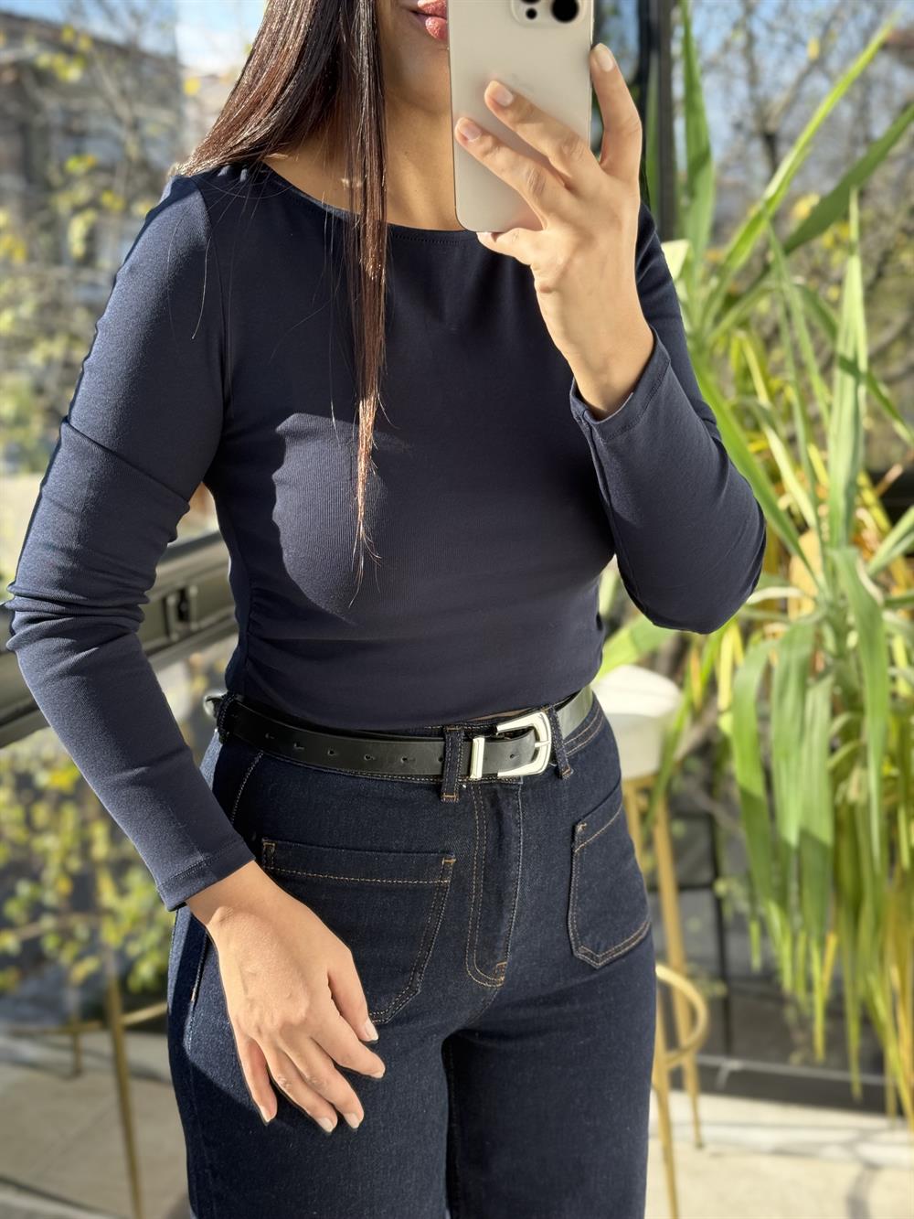 Büzgülü Kayık Yaka Top Bluz Lacivert