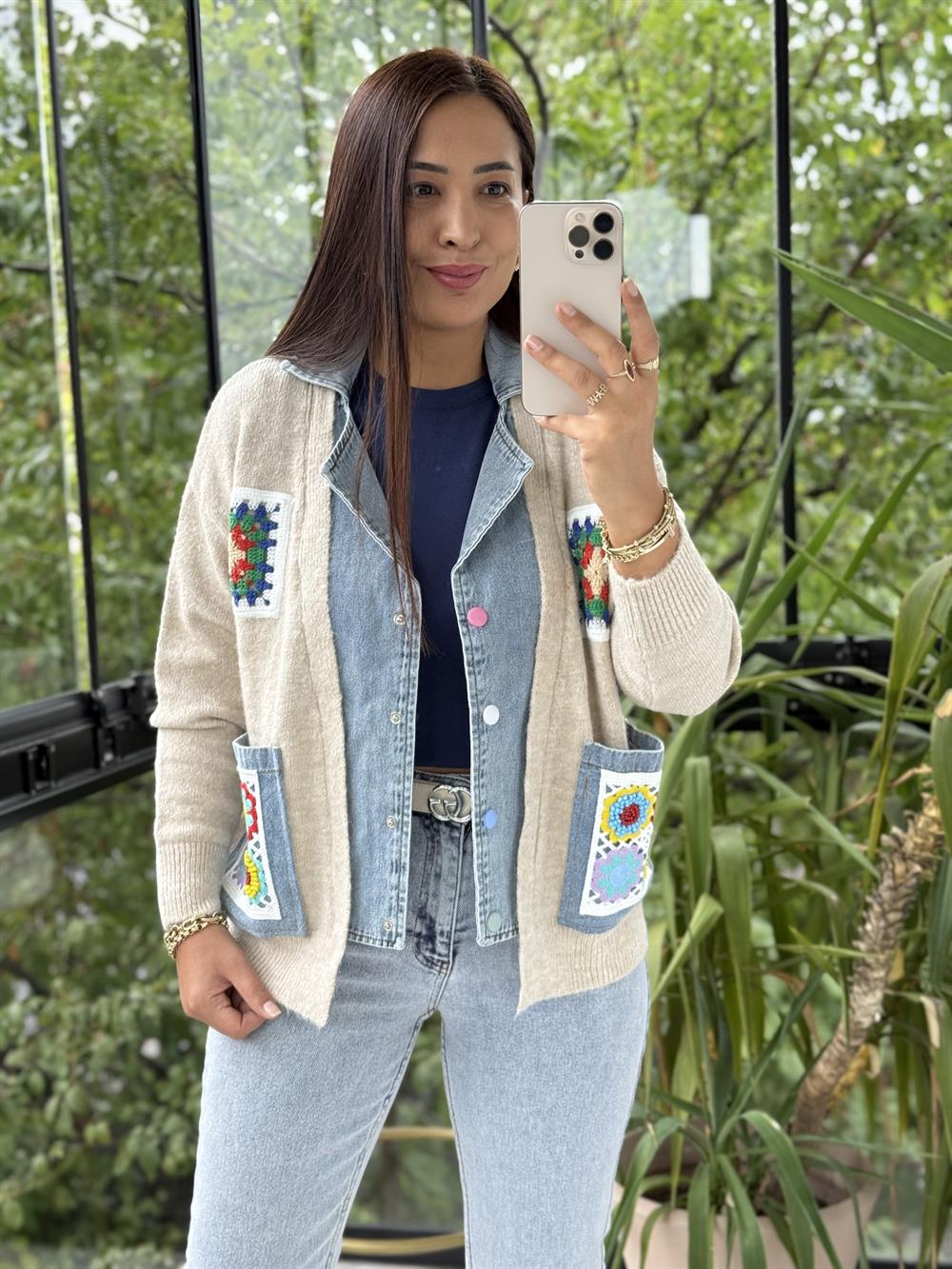 Cepleri Motif Detaylı Parçalı Hırka Taş