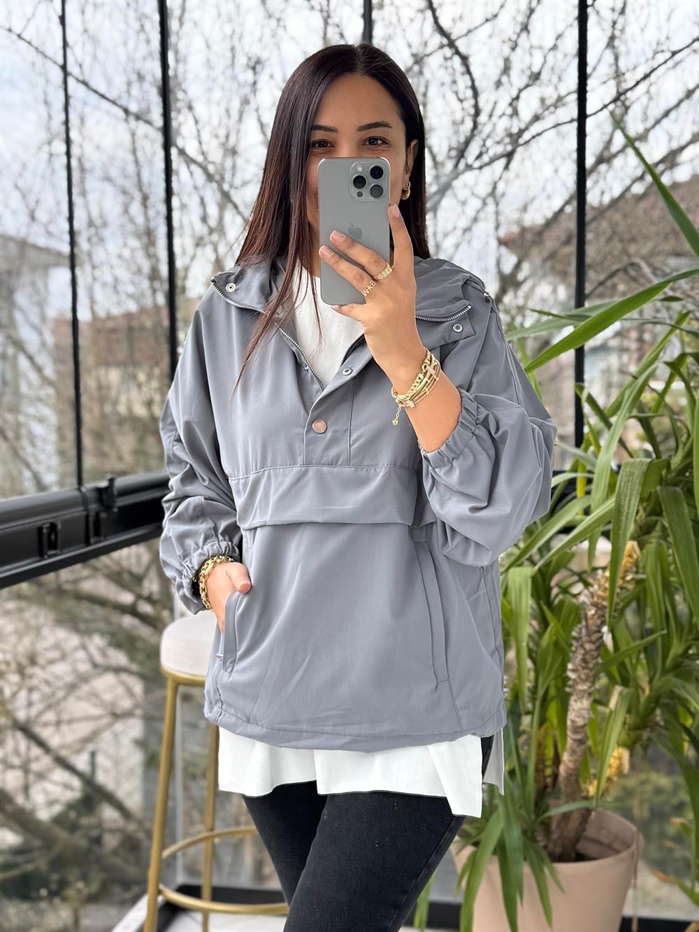 Cepli Çıtçıtlı Tasarım Sweatshirt Gri