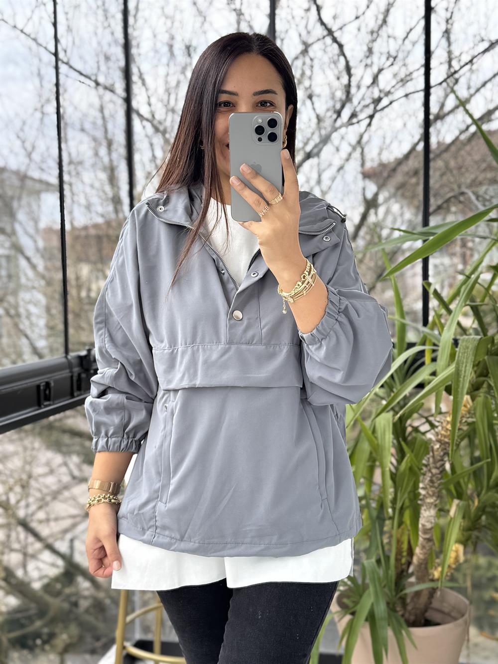 Cepli Çıtçıtlı Tasarım Sweatshirt Gri