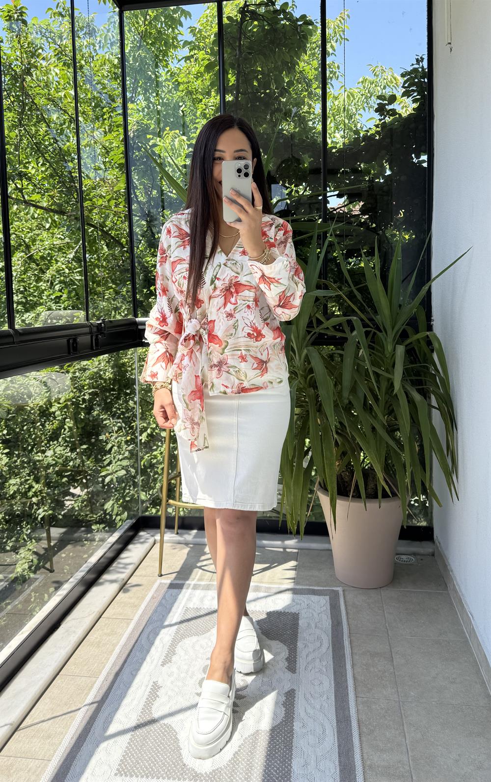 Çiçekli Kruvaze Bluz Mercan