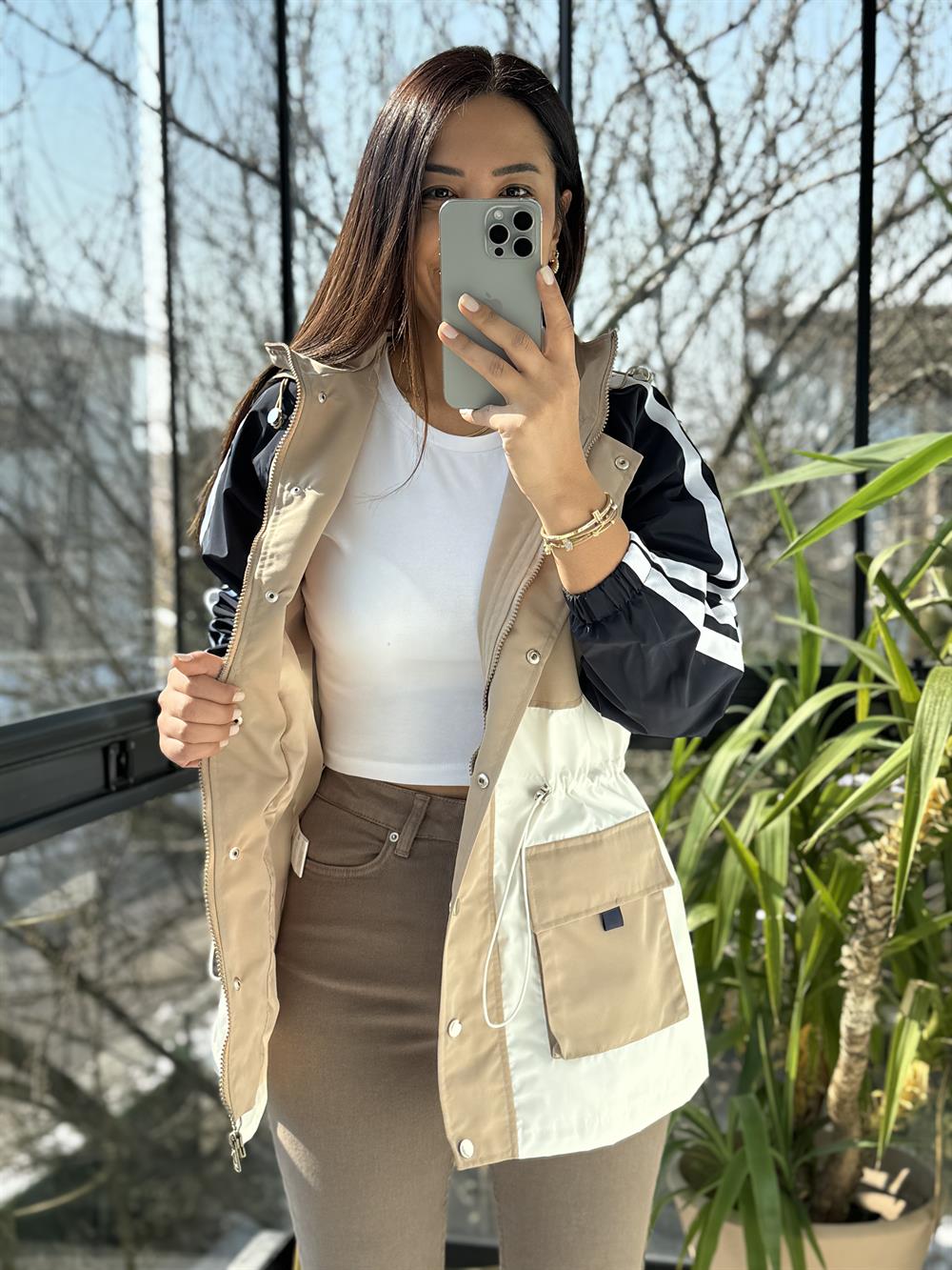 Çizgili Şeritli Yağmurluk Bej