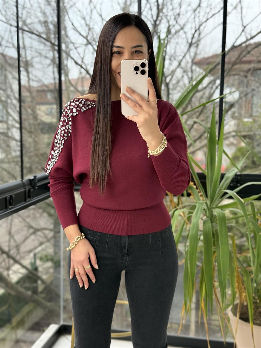 Taş İşlemeli Tek Omuz Triko Kazak Bordo