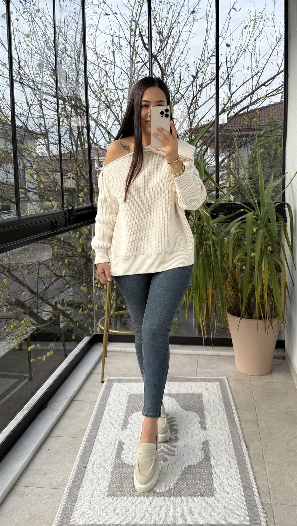 Yandan Fermuarlı Geniş Yaka triko Kazak Krem