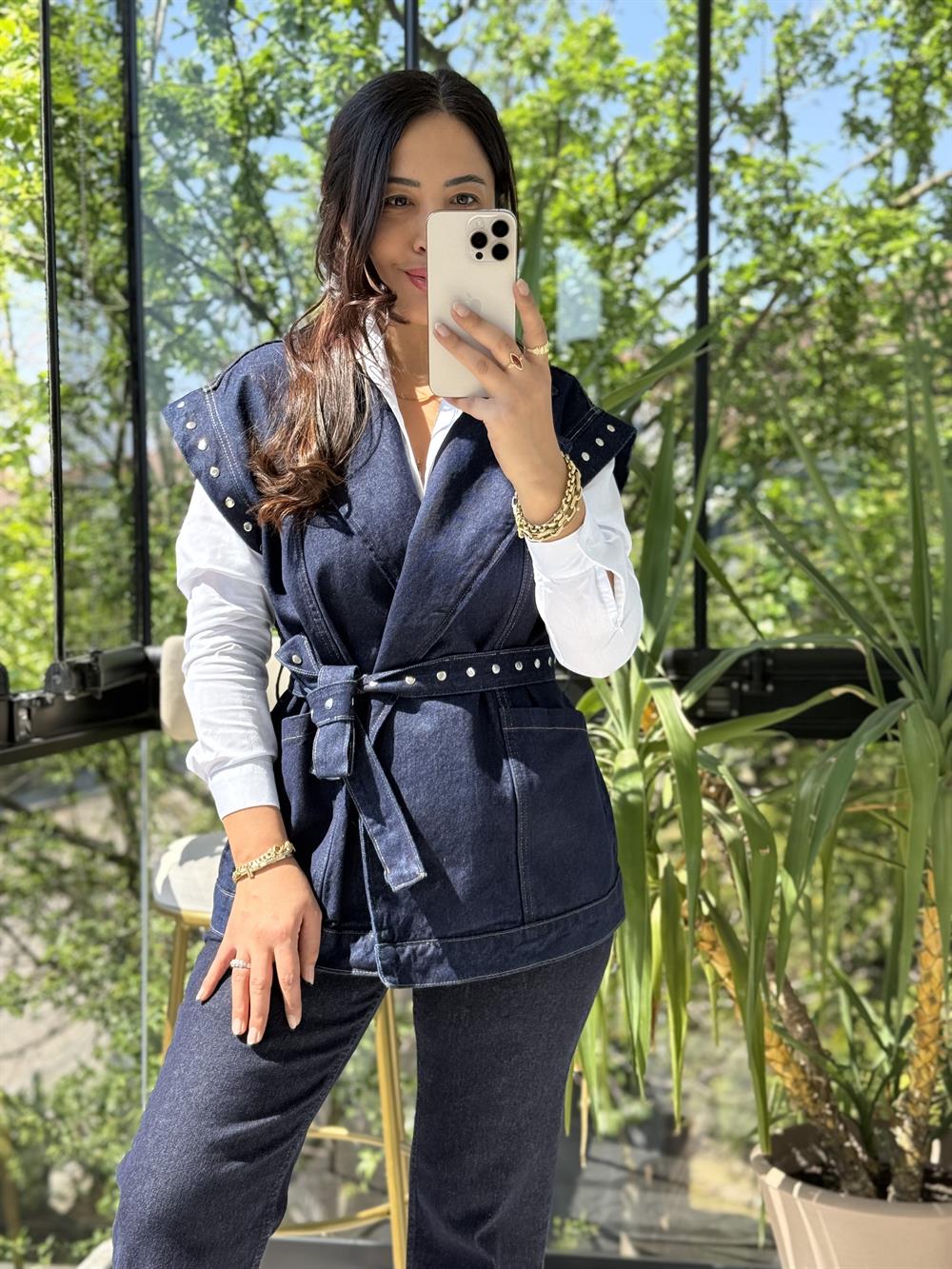 Çakımlı Kuşaklı Denim Yelek Lacivert