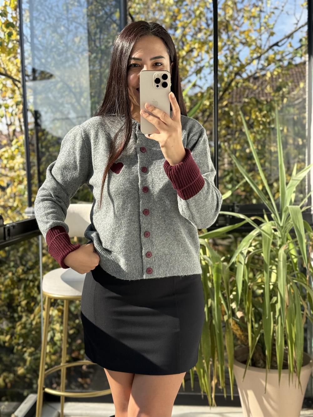 Kalp Nakışlı Renk Bloklu Hırka Gri