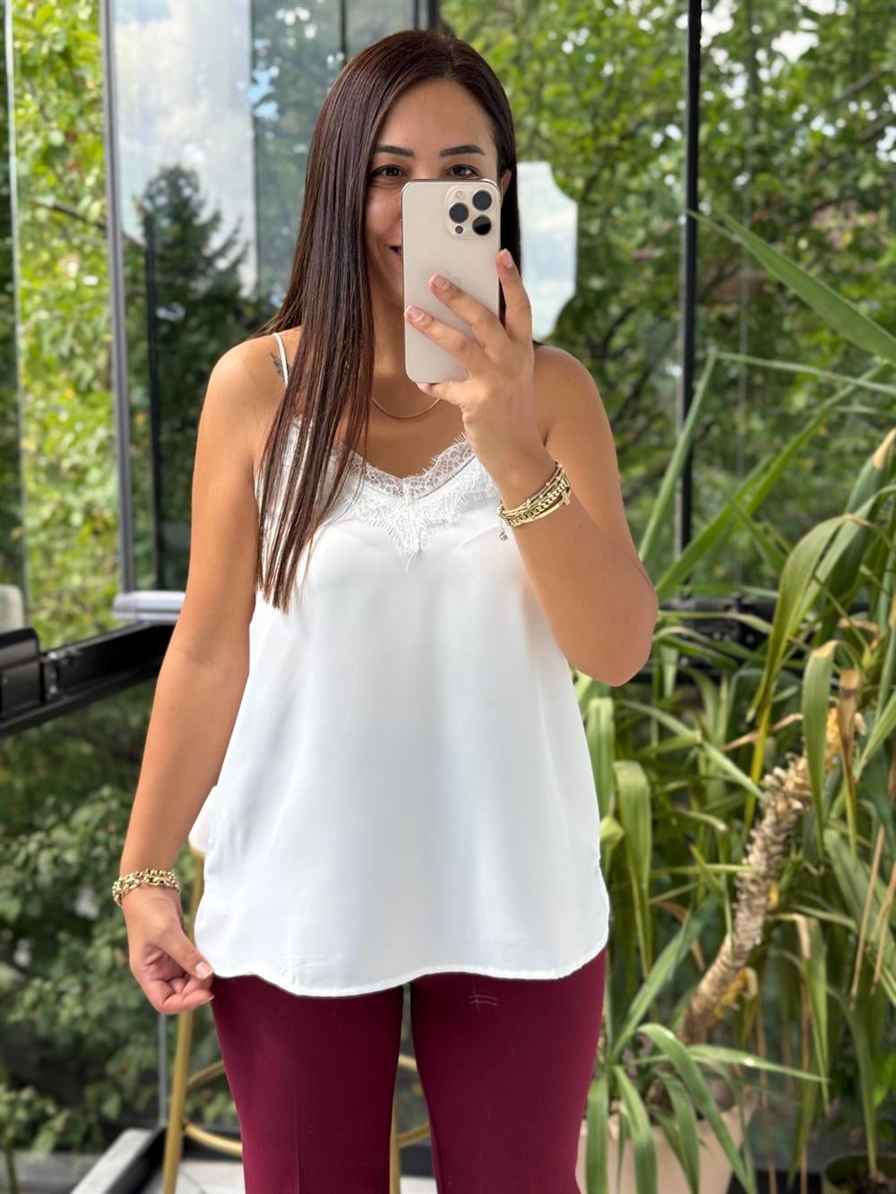 Dantelli İnce Askılı Atlet Ekru