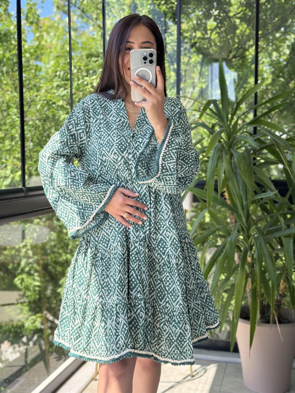 Dantelsiz Ponponlu Elbise Yeşil