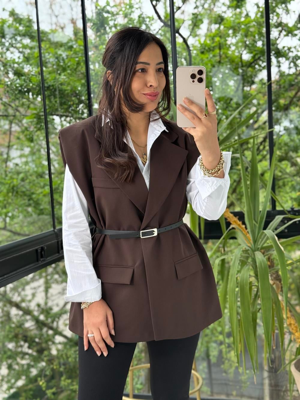 Vatkalı Kemerli Yelek Kahve