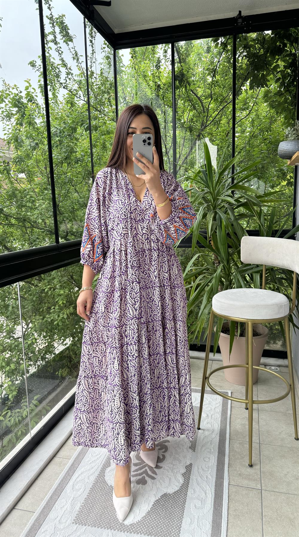 Desen Kol Nakışlı Pamuklu Elbise Mor