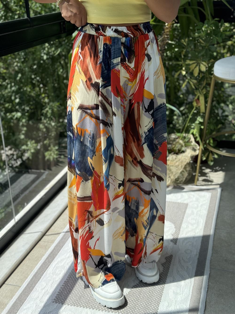 Desenli Bol Pileli Pantolon Oranj