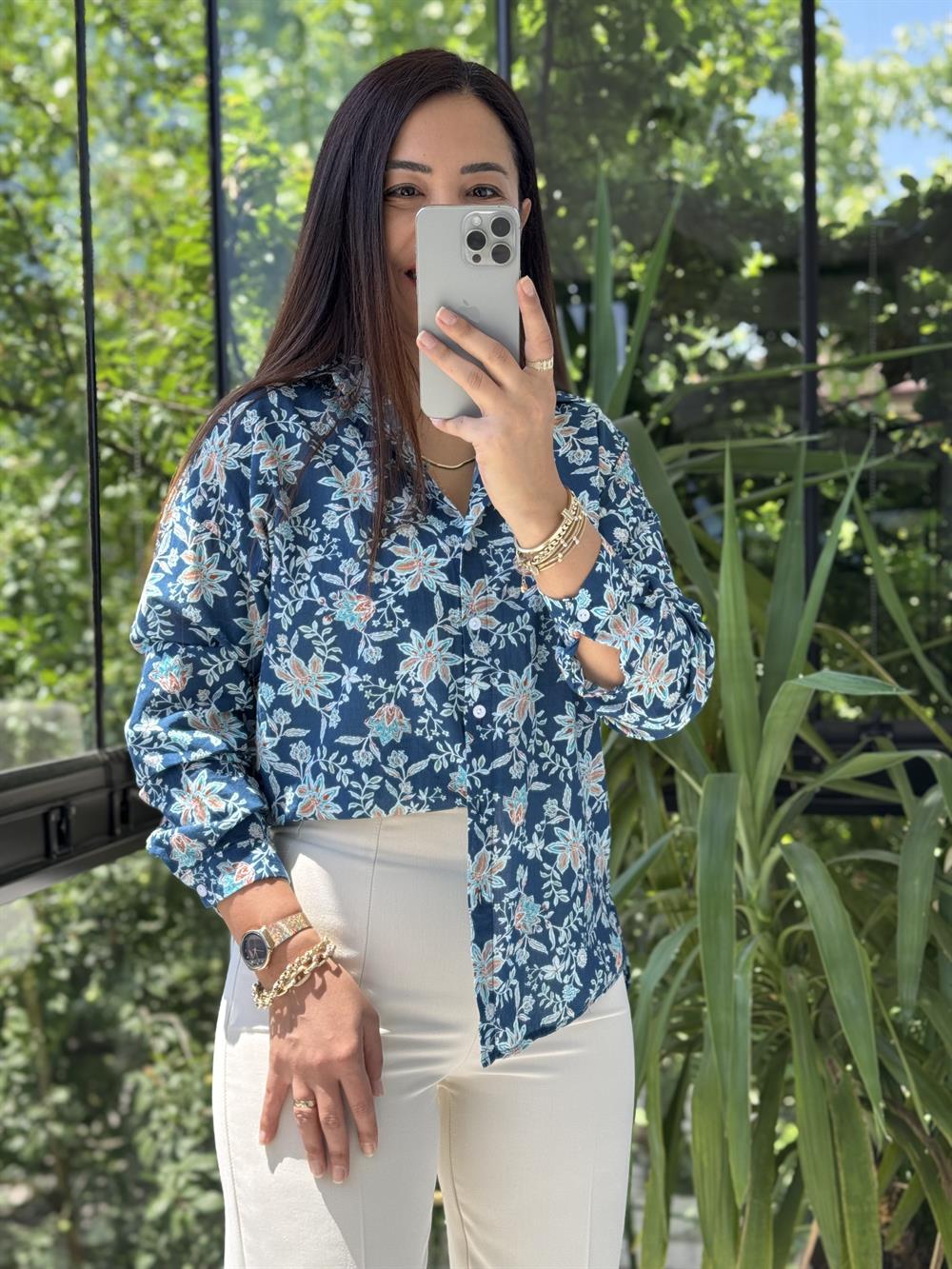 Desenli Çiçekli Pamuklu Gömlek Lacivert