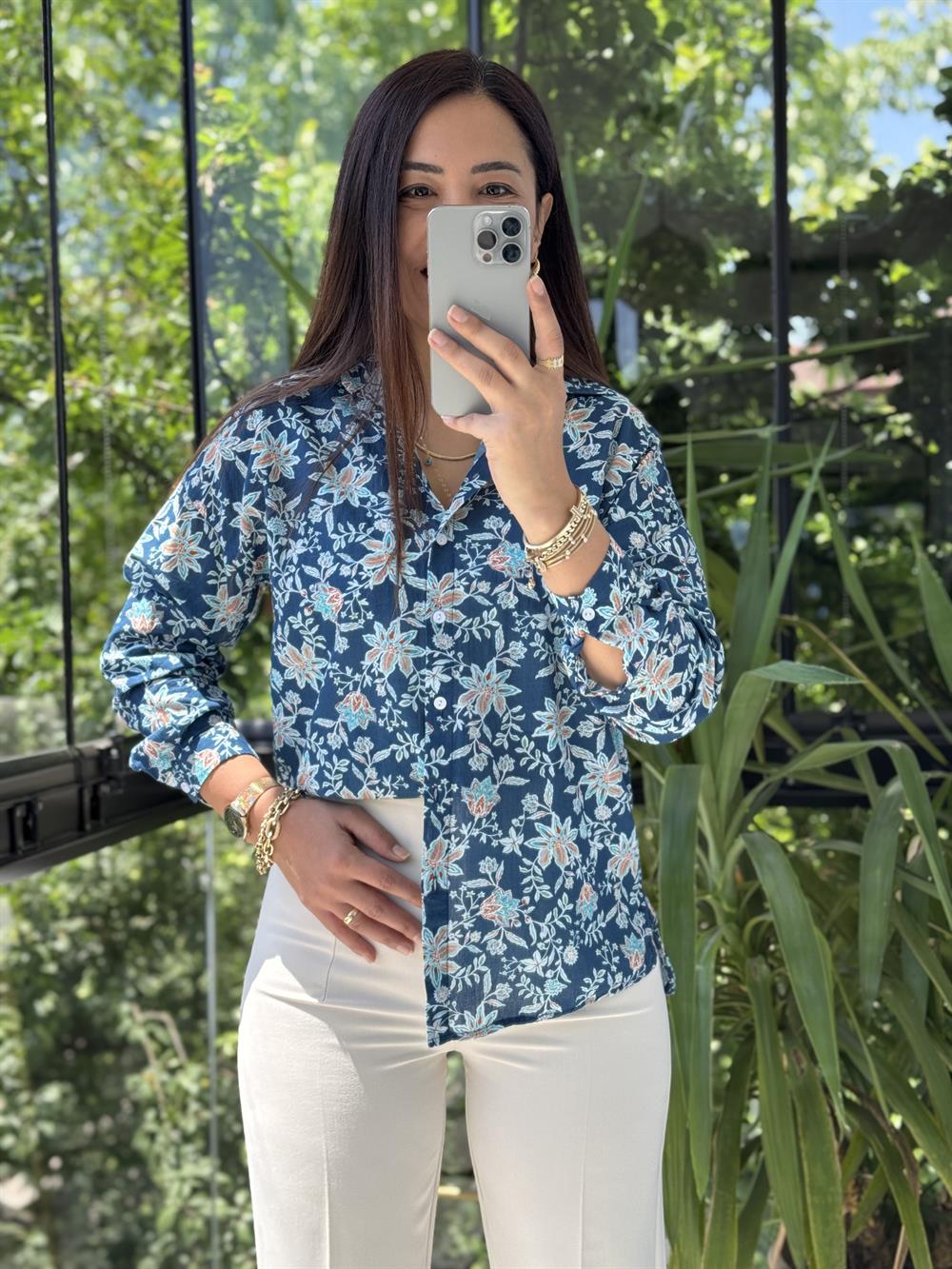 Desenli Çiçekli Pamuklu Gömlek Lacivert