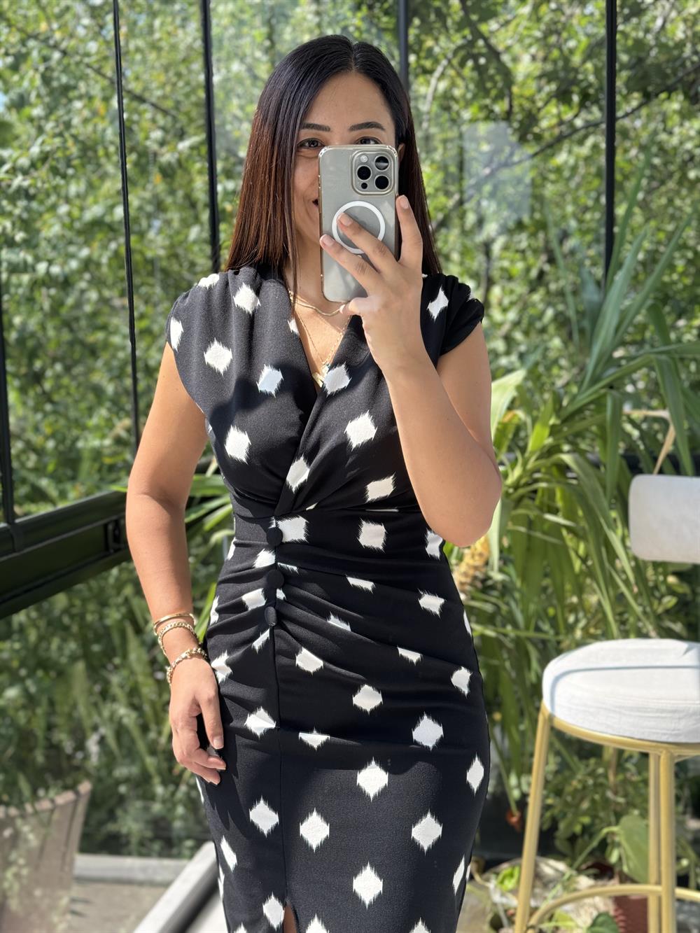 Desenli Düğme Detay Crep Elbise Siyah