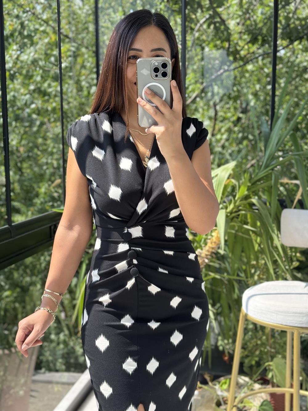 Desenli Düğme Detay Crep Elbise Siyah