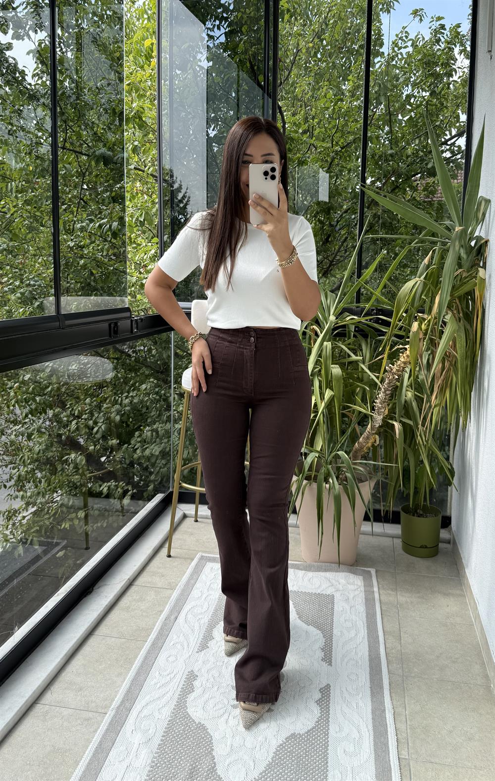 Dikişli Paça Pensli İspanyol Jean Kahve