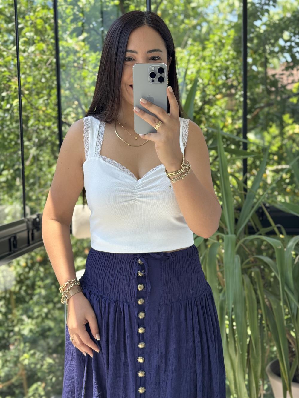 Dilvin Dantel Şeritli Büzgülü Atlet Ekru