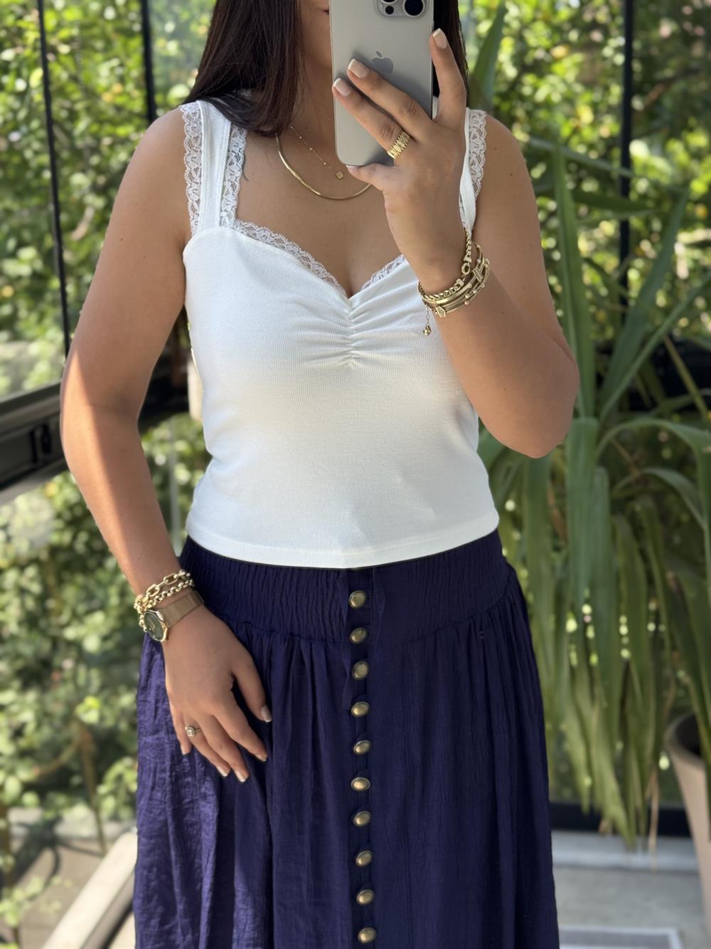 Dilvin Dantel Şeritli Büzgülü Atlet Ekru