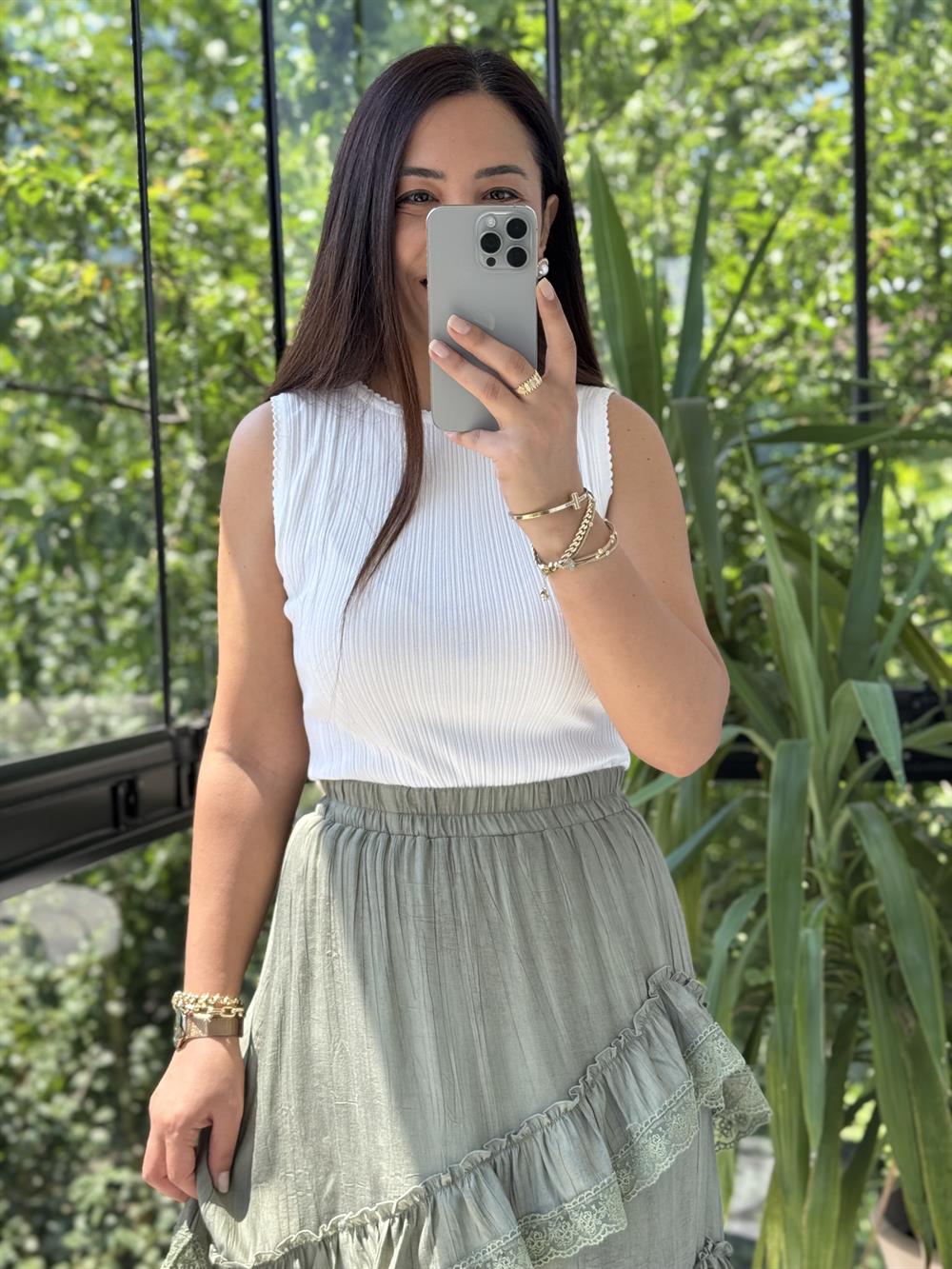 Dilvin Kayık Yaka Fitilli İnce Triko Bluz Ekru