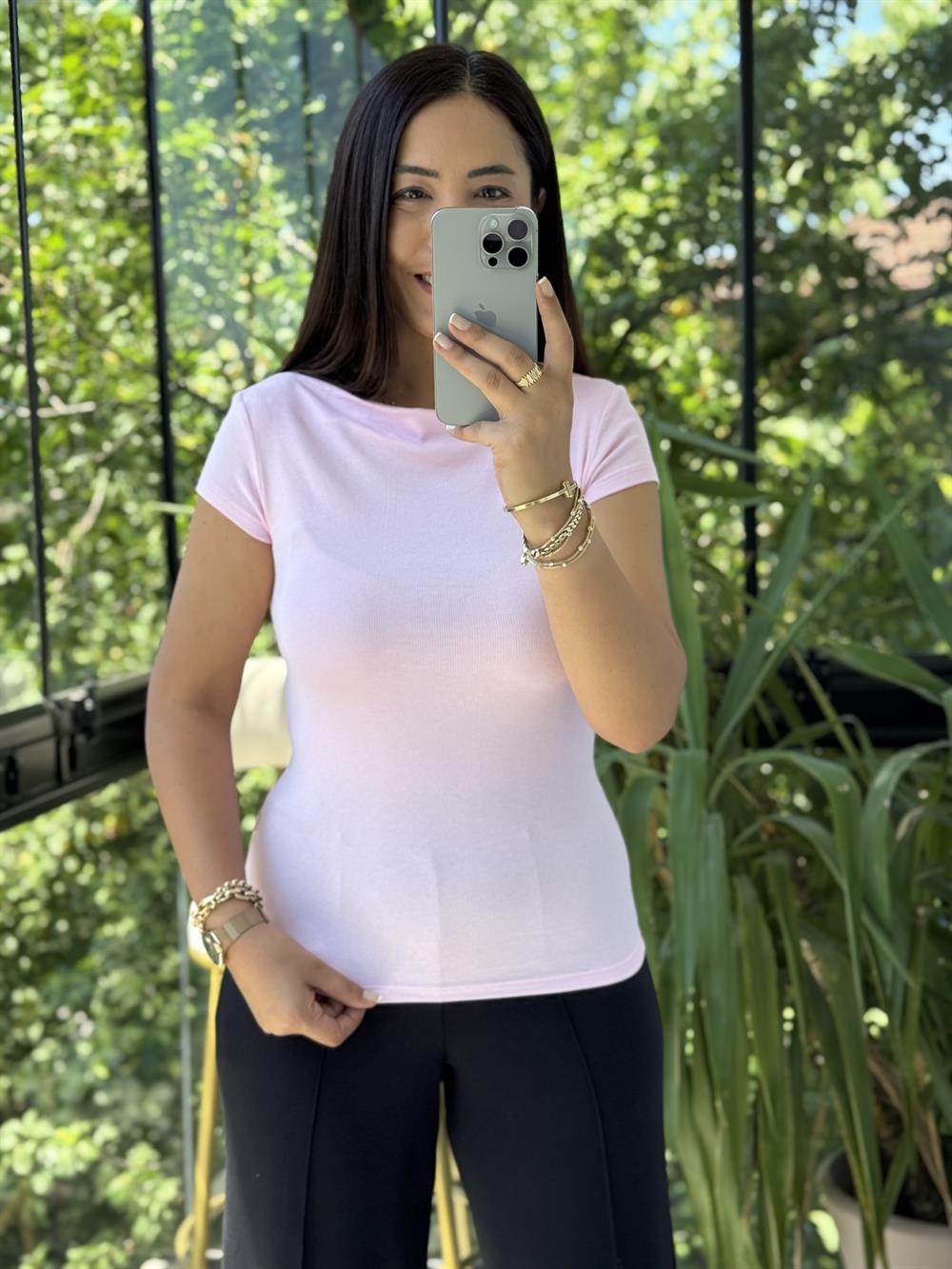 Dilvin Kayık Yaka Tişört Pembe