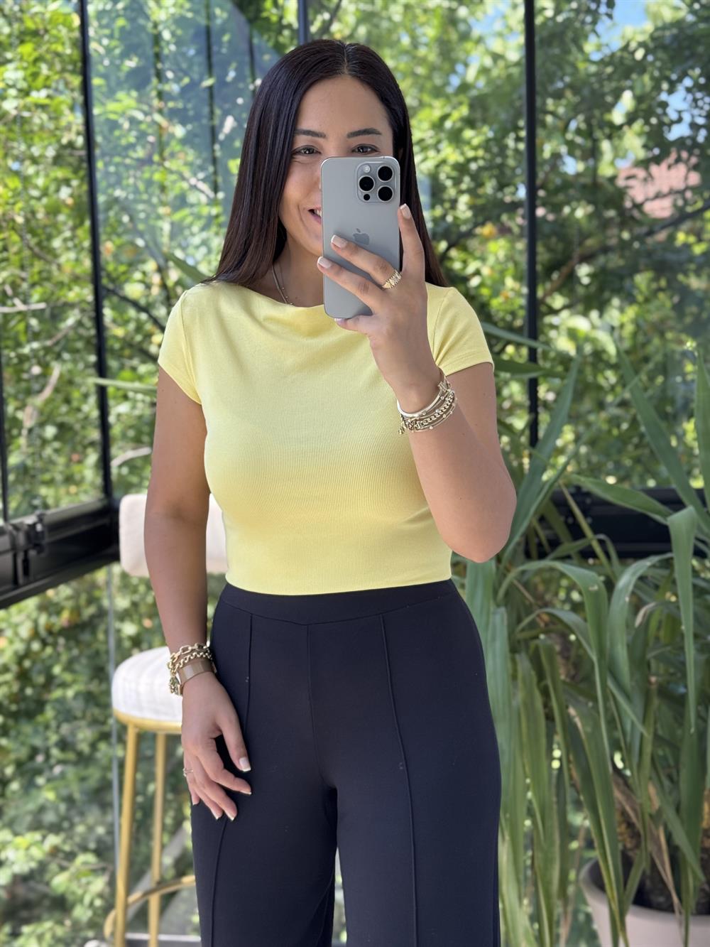 Dilvin Kayık Yaka Tişört Sarı