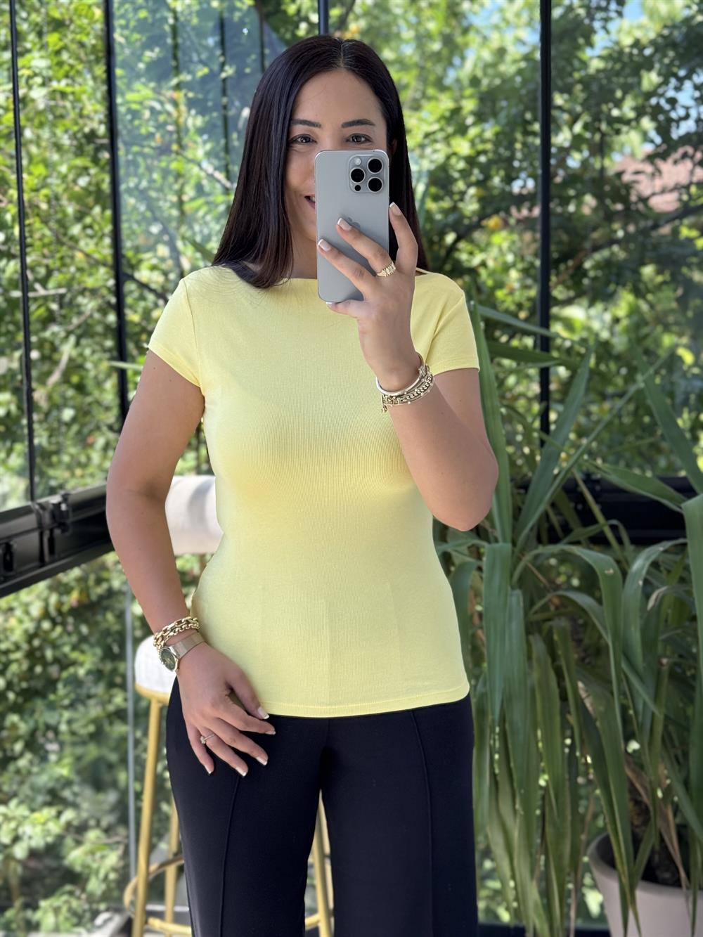 Dilvin Kayık Yaka Tişört Sarı