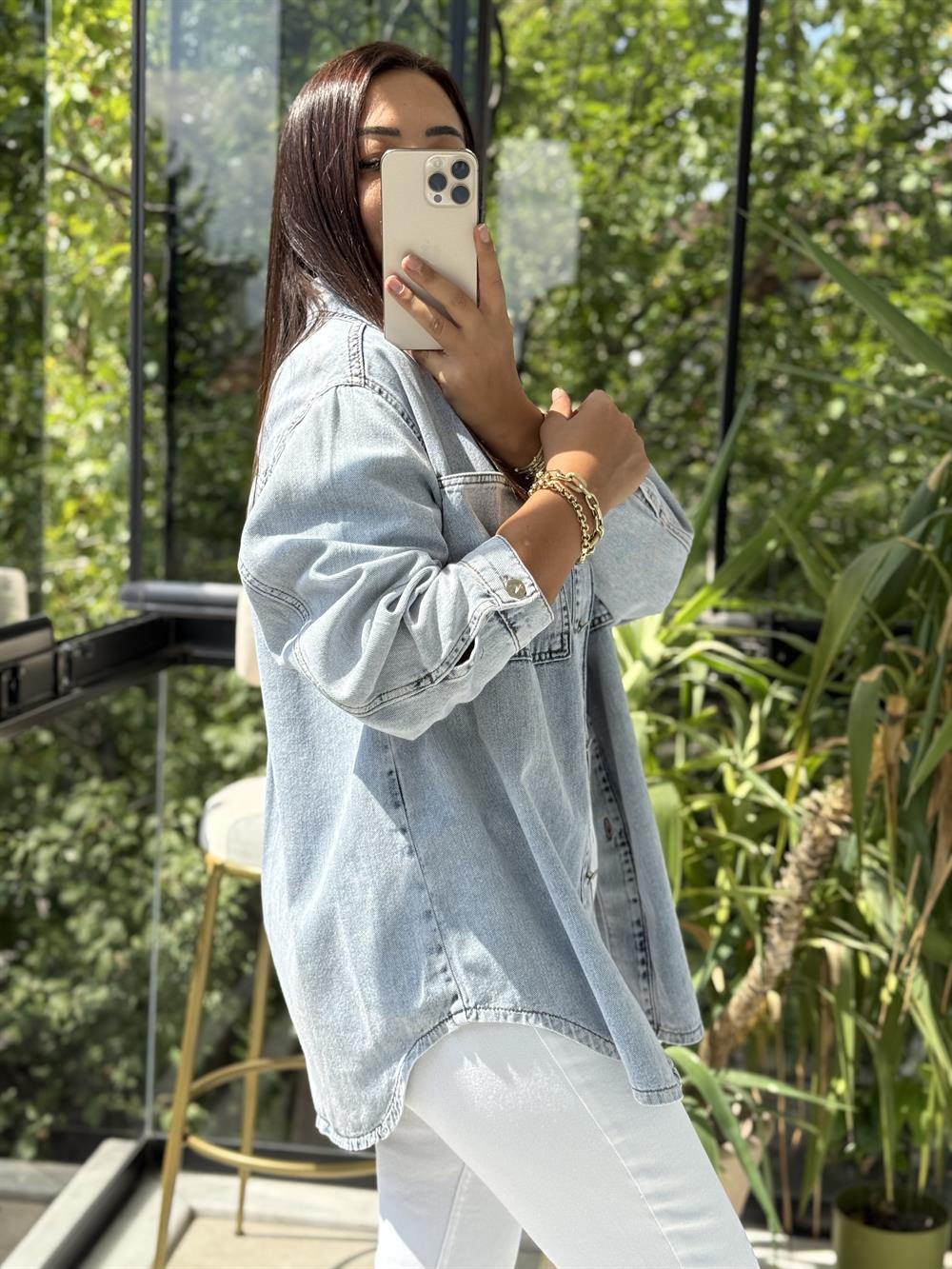 Düğmeli Oversize Gömlek Kar Yıkama