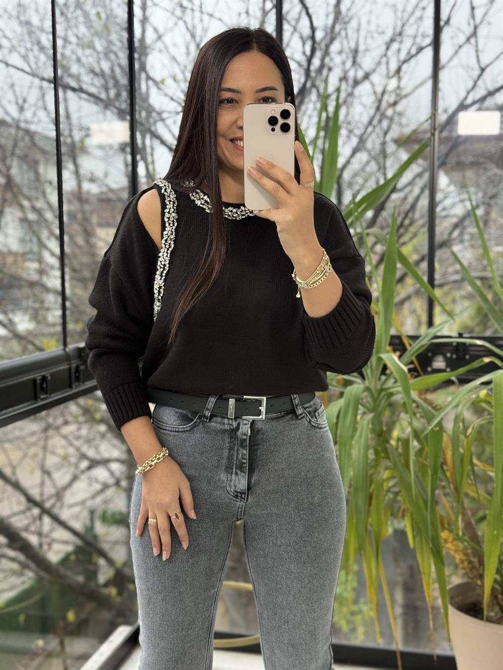 Taş Şerit işleme Cut Aut Kazak Siyah