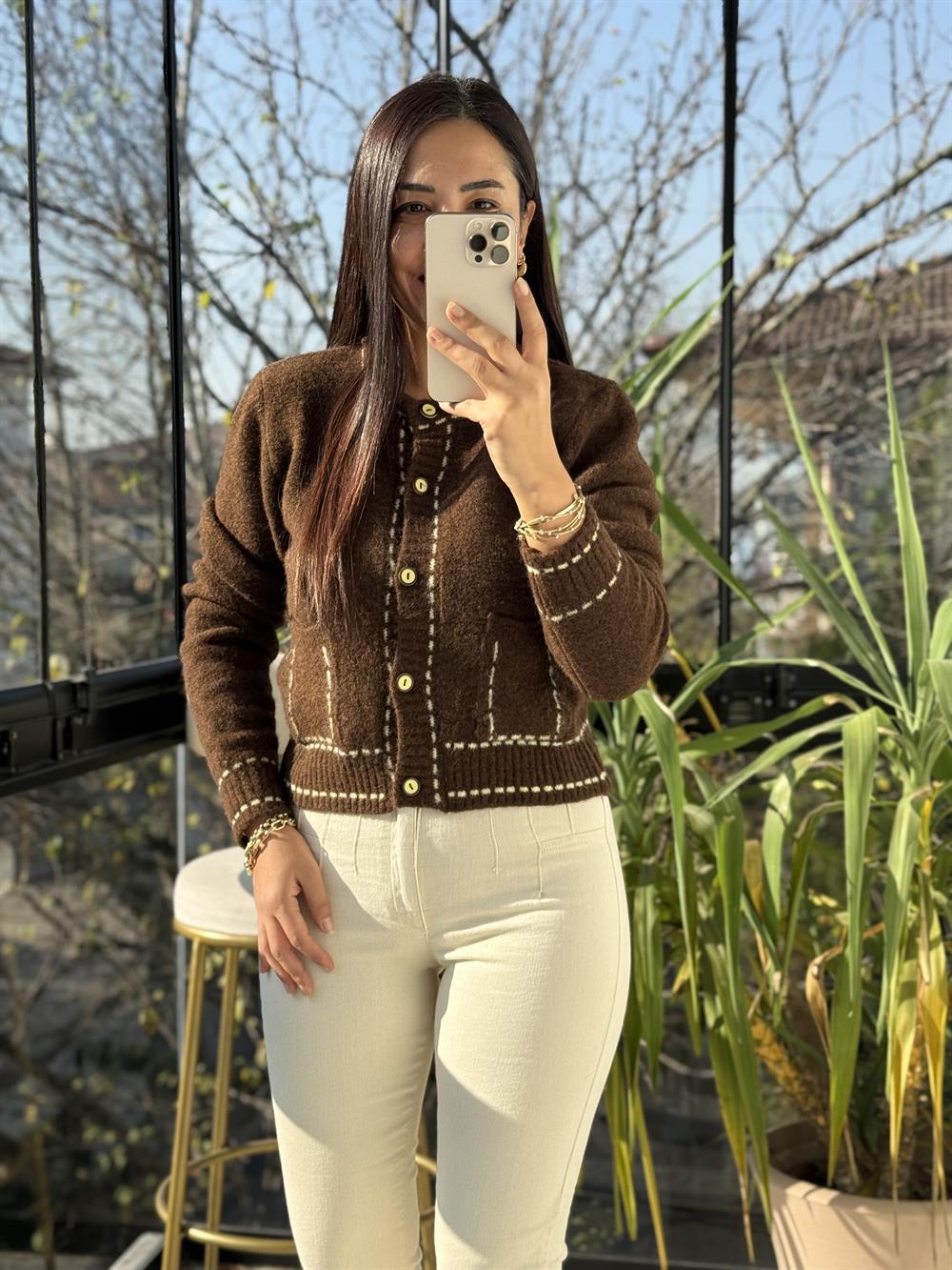 Önü Cep Detaylı Kısa Hırka Kahve