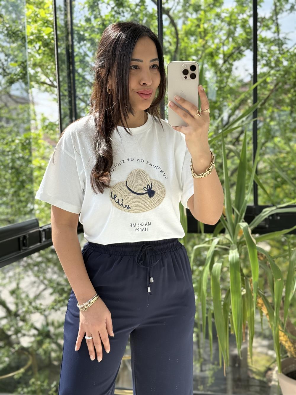 Hasır Şapkalı Tişört Ekru 