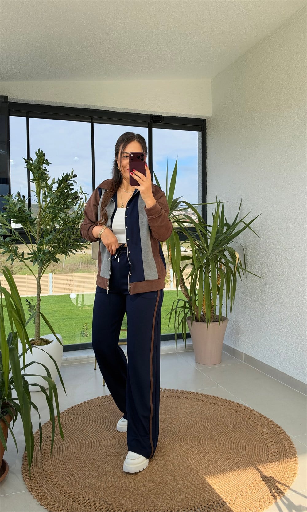 Süet Garnili Zımbalı Takım Lacivert