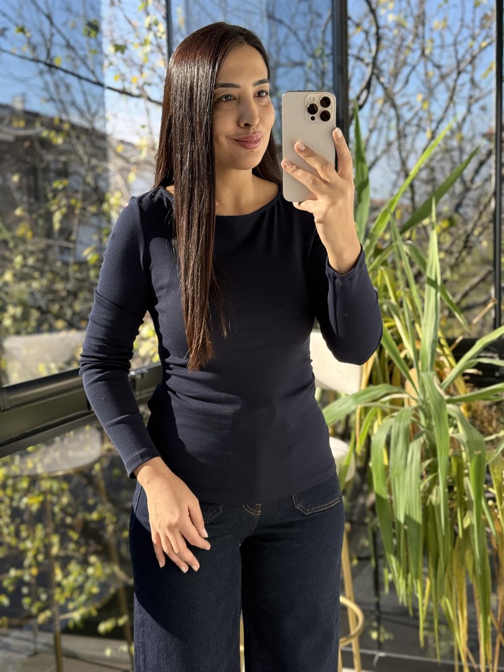 Büzgülü Kayık Yaka Top Bluz Lacivert