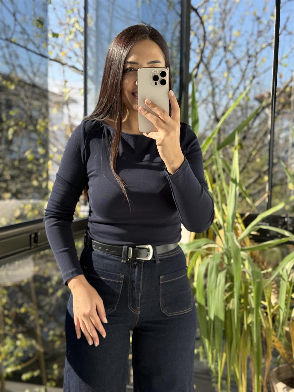 Büzgülü Kayık Yaka Top Bluz Lacivert