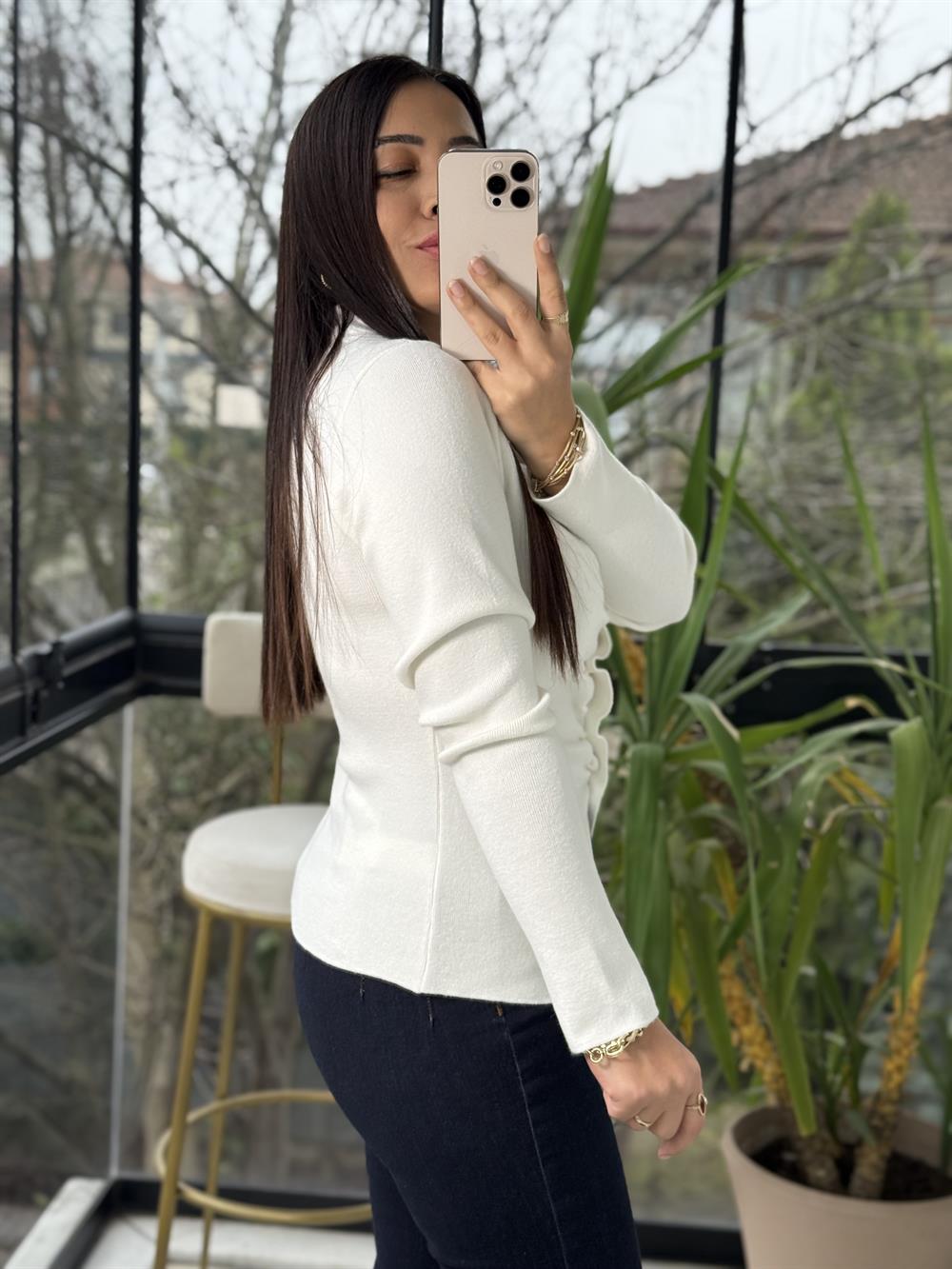 Önü Büzgülü Düğmeli Triko Hırka Krem