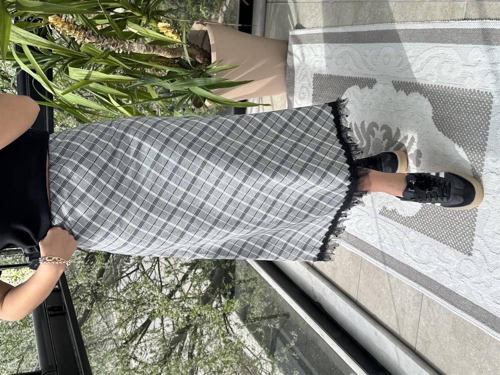 Ekose Altı Tüylü Etek Gri