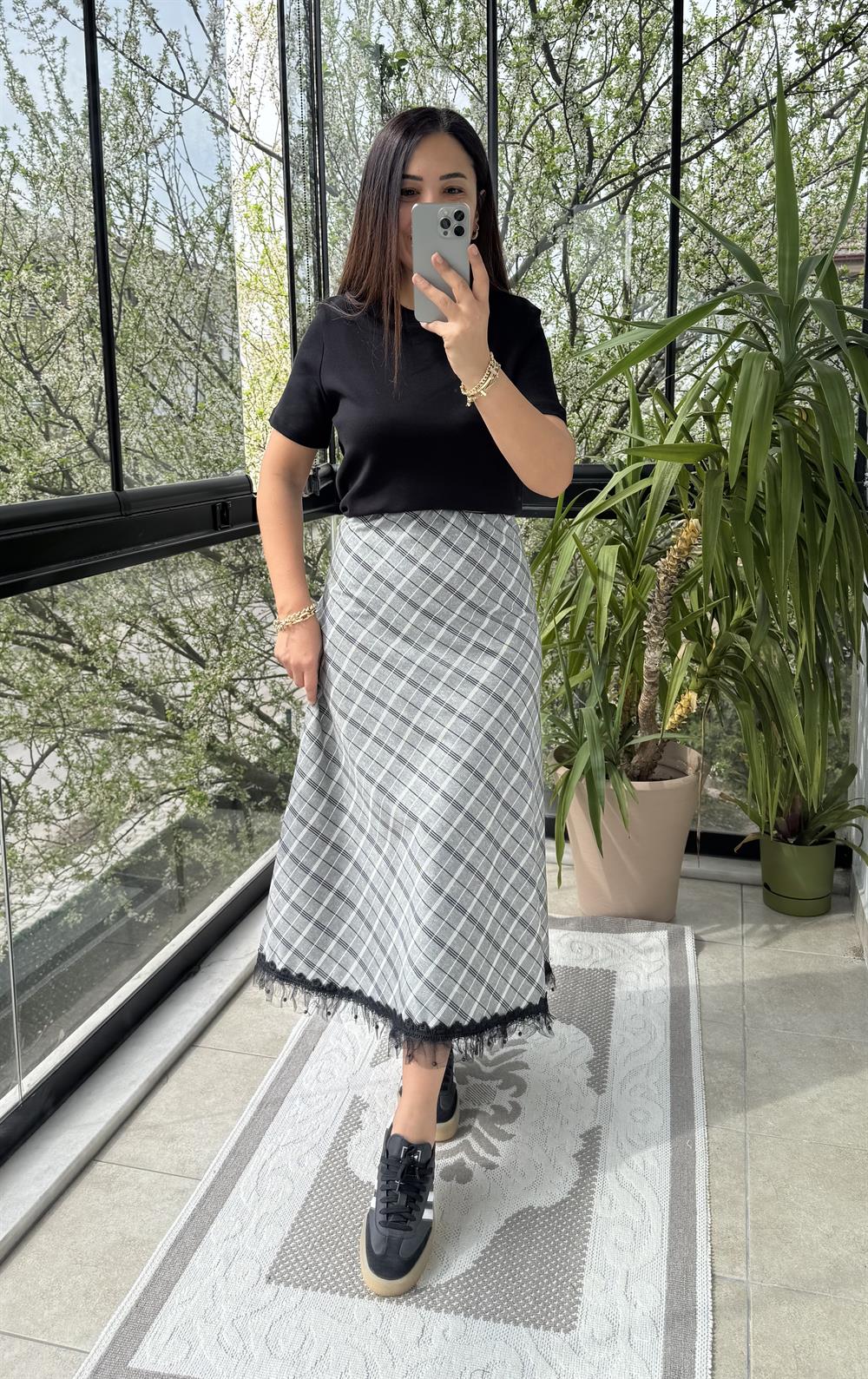 Ekose Altı Tüylü Etek Gri