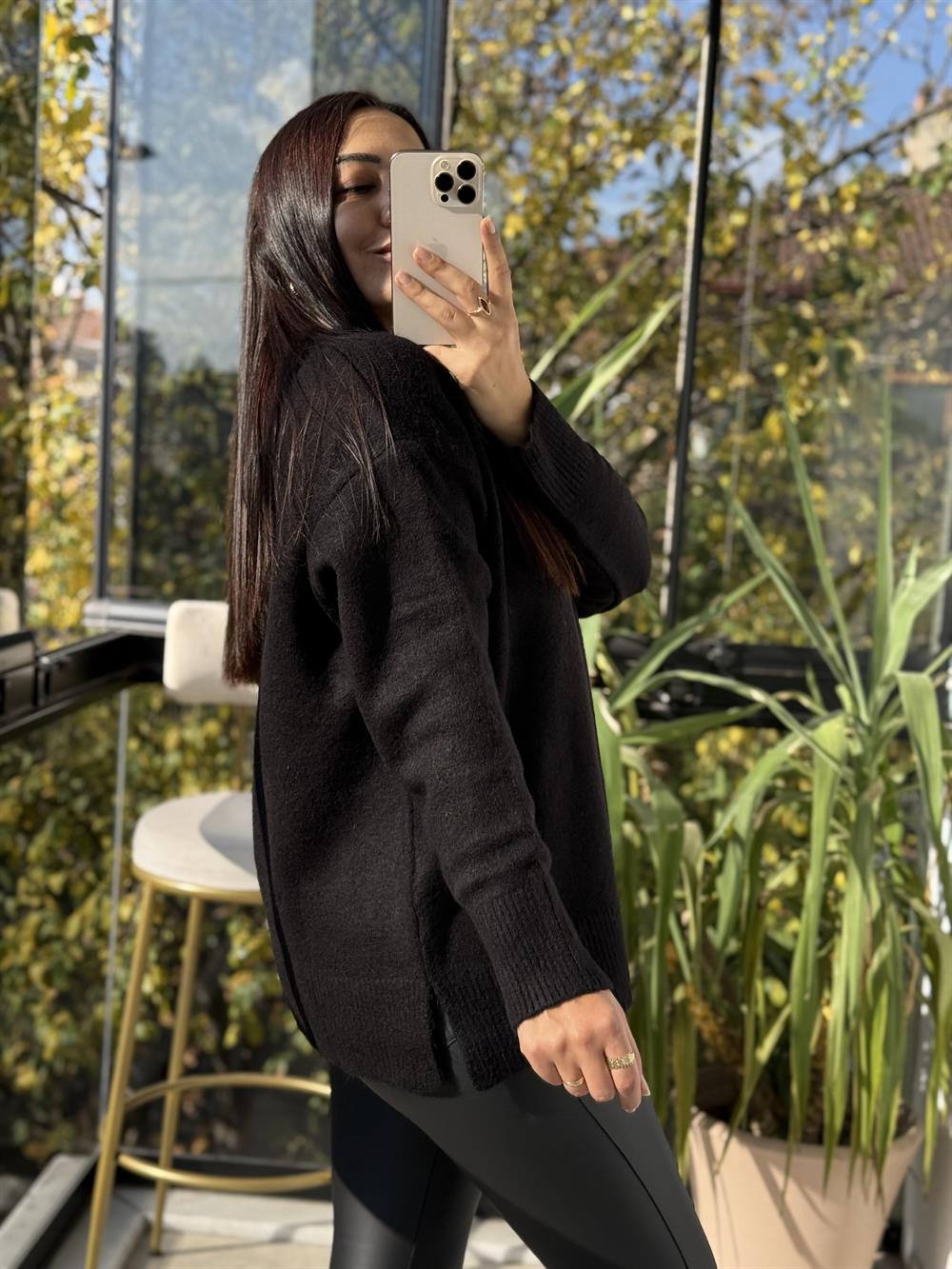 V Yaka Basic Kazak Siyah