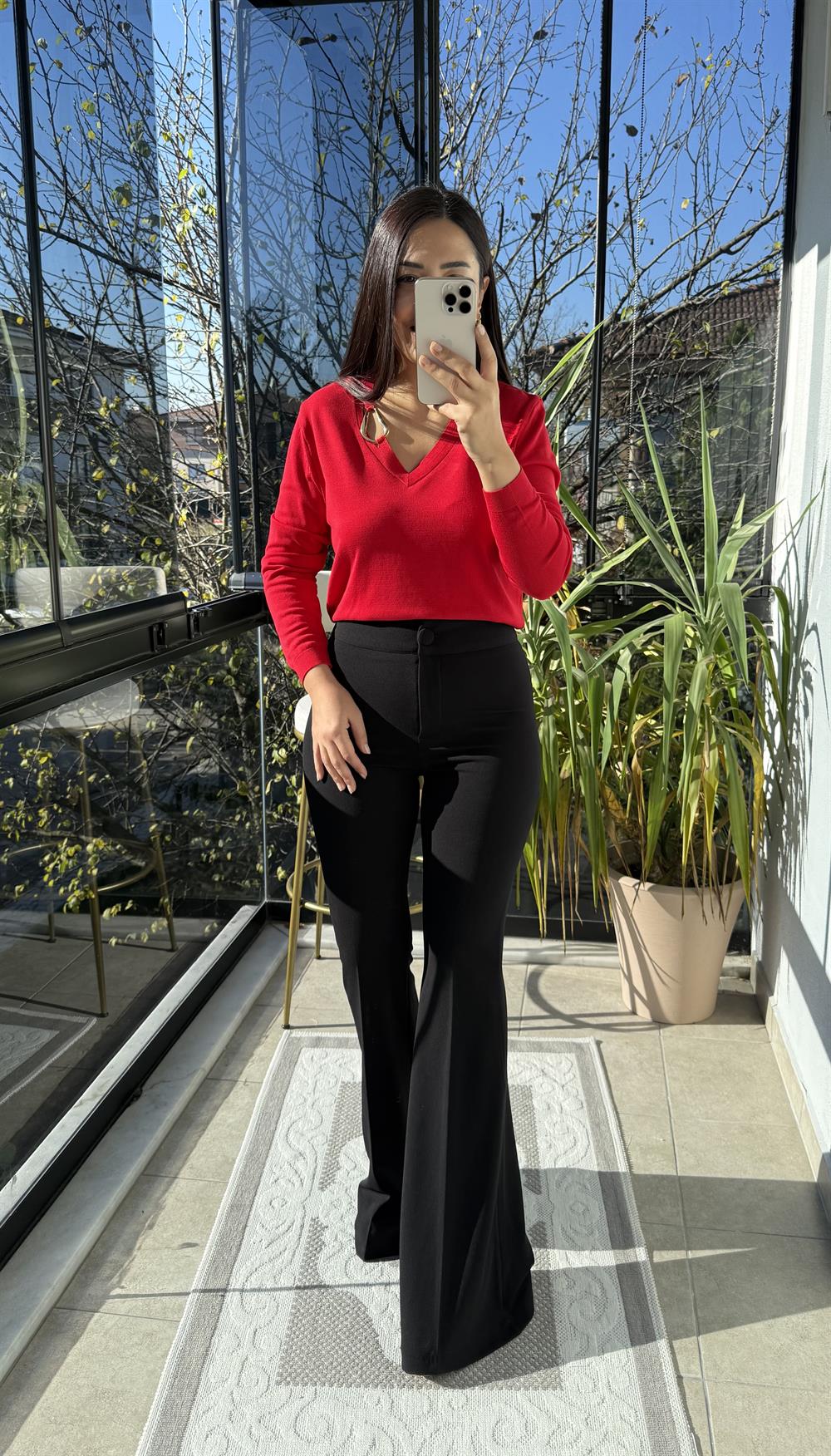 Aksesuar Yaka Detaylı Merserize Triko Kırmızı