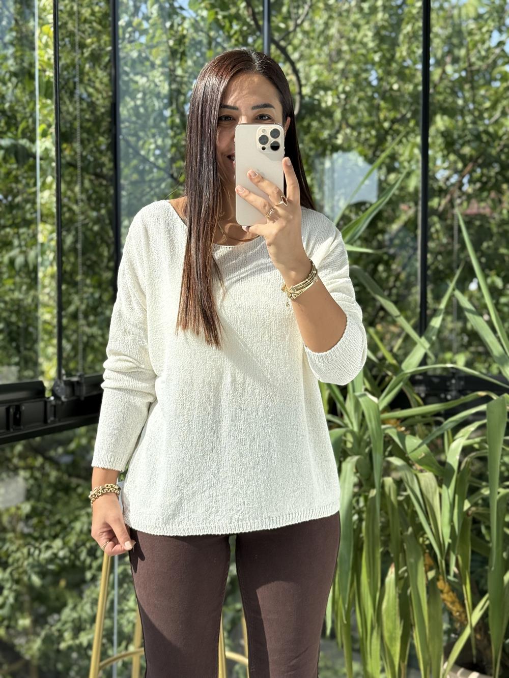 Kayık Yaka İnce Triko Ekru