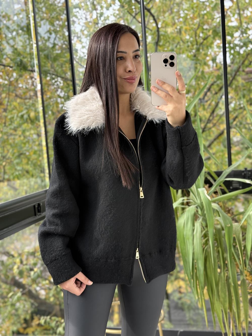 Kürk Yakalı Şardonlu Hırka Siyah