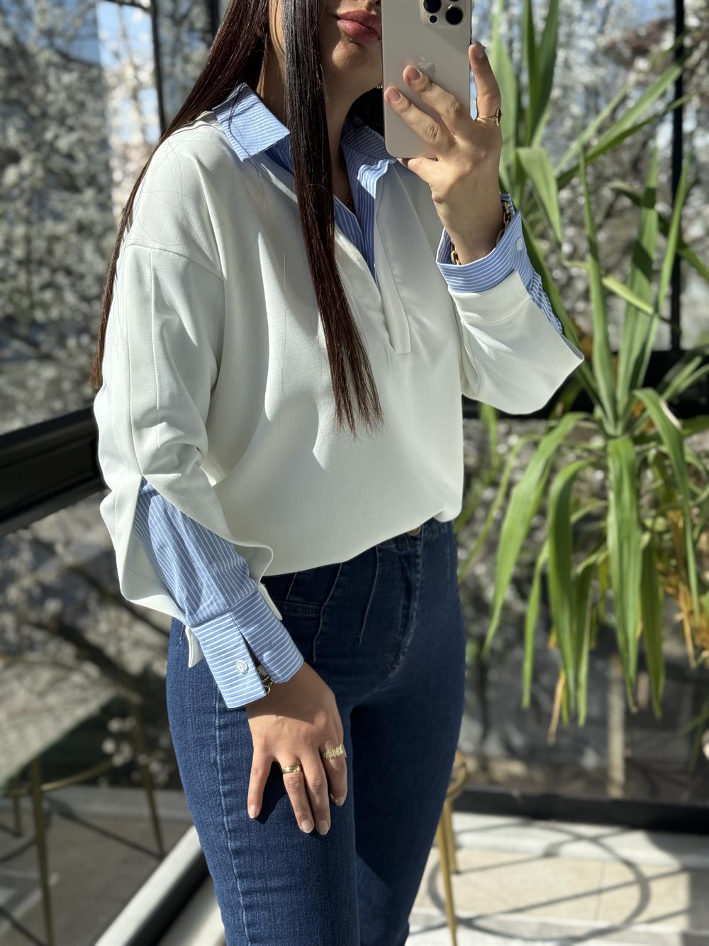 Cut Out Yaka Sweatshirt Ekru