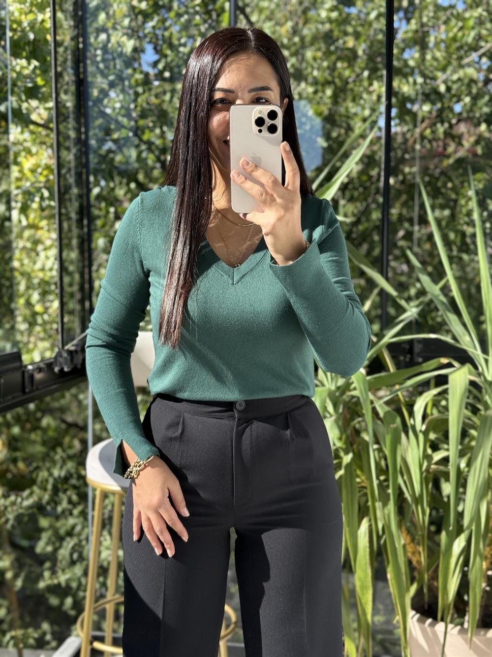 Dilvin V Yaka Kolu Yırtmaçlı Kazak Zümrüt