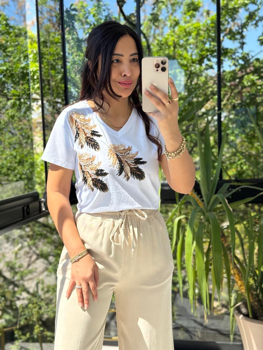 Omuz Tül Detaylı Boncuklu Tişört Beyaz