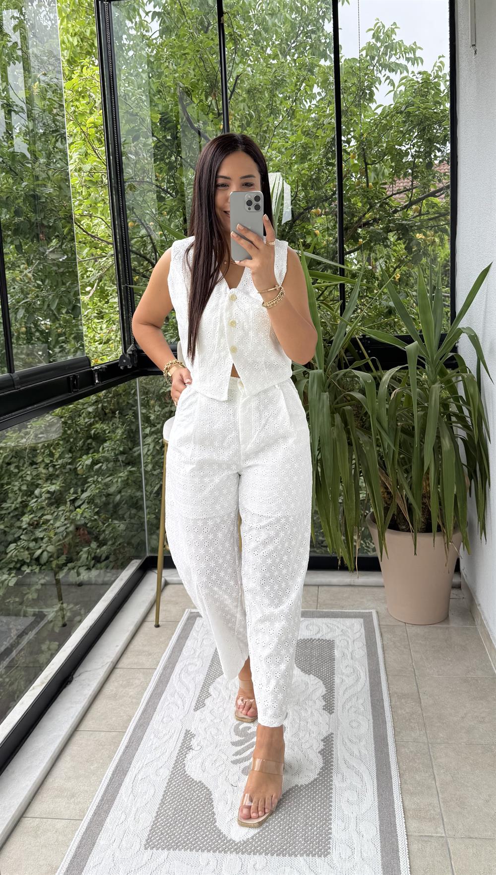 Fisto Yelekli Takım Beyaz