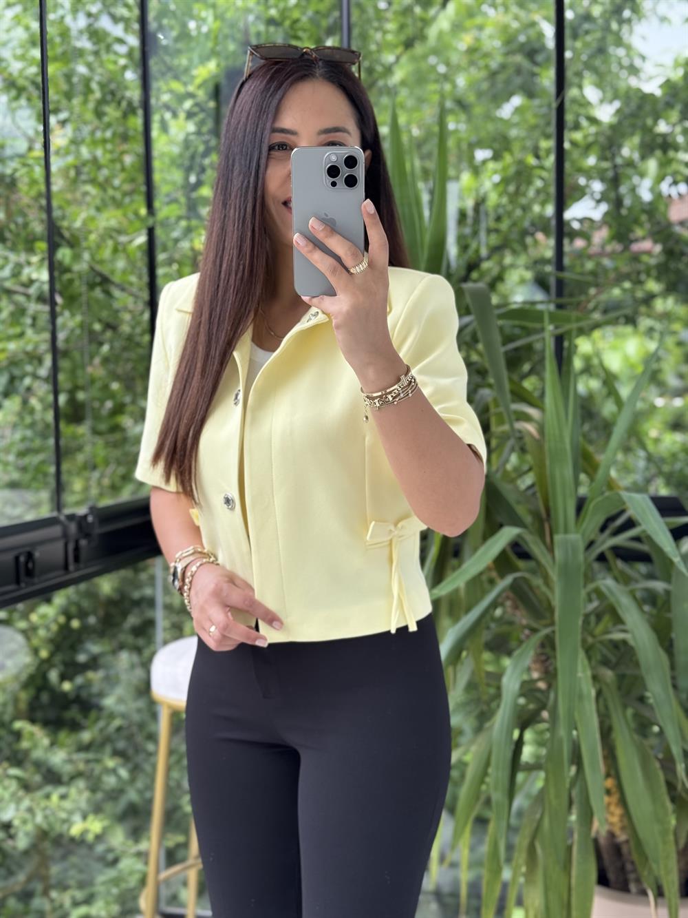 Fiyonk Detaylı Kısa Kol Blazer Sarı